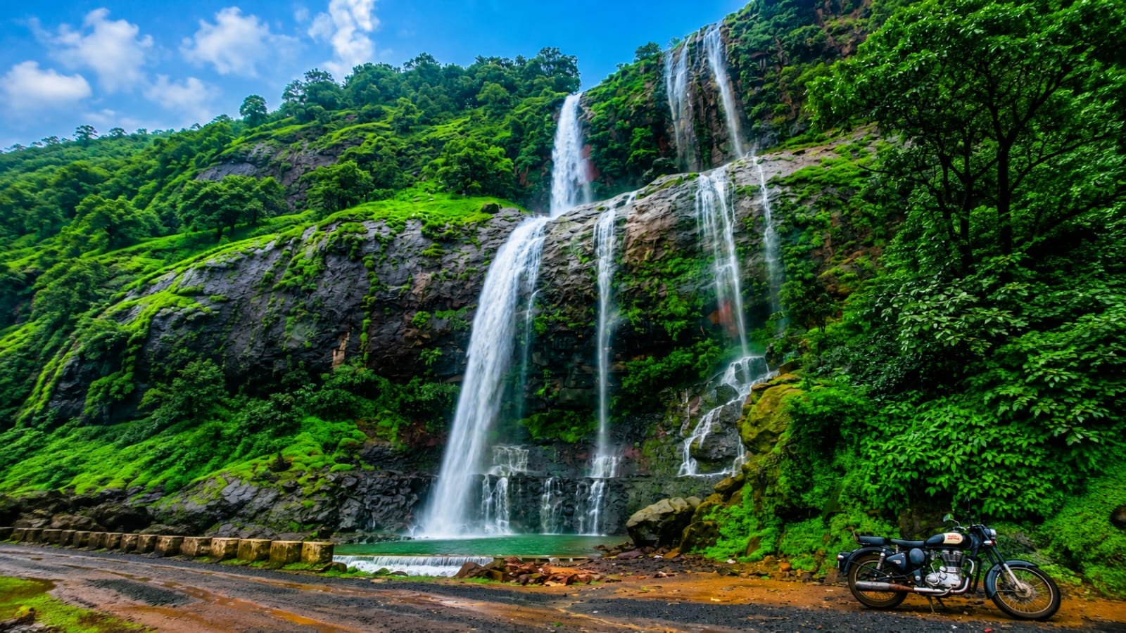 Morzot Waterfall